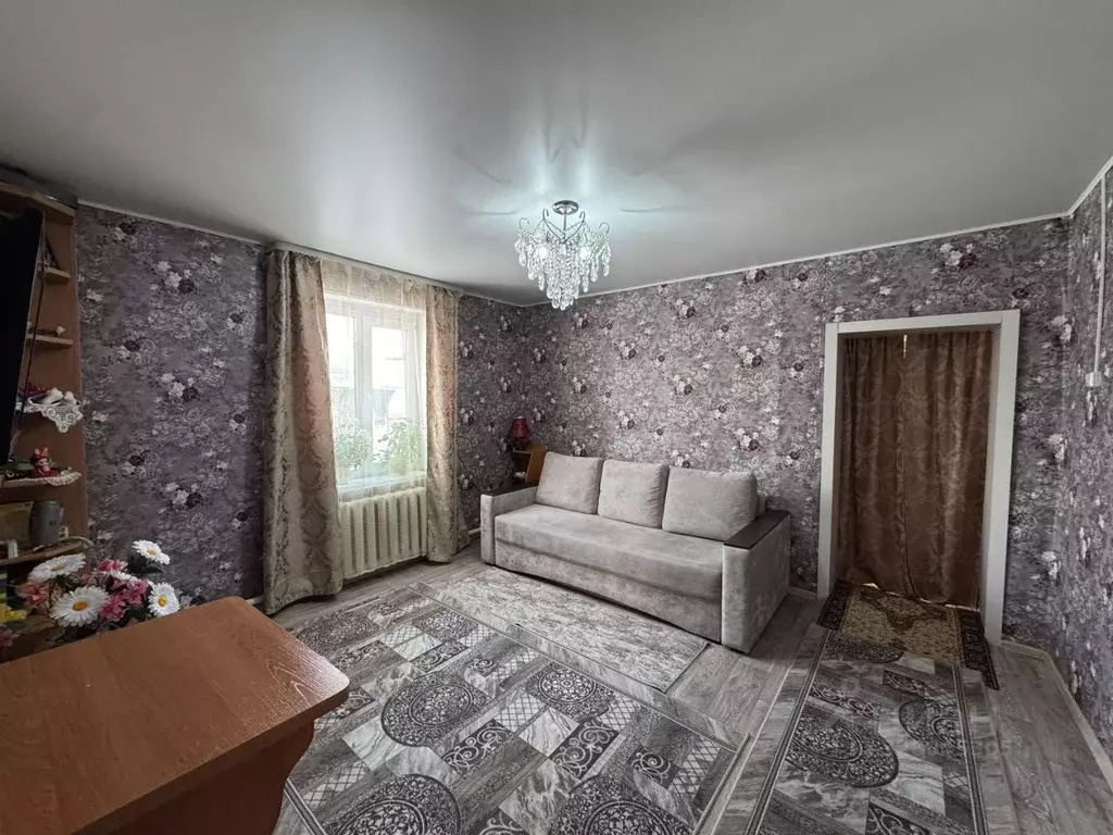 Дом в Омская область, Марьяновский район, пос. Марьяновский Новая ул. ... - Фото 2