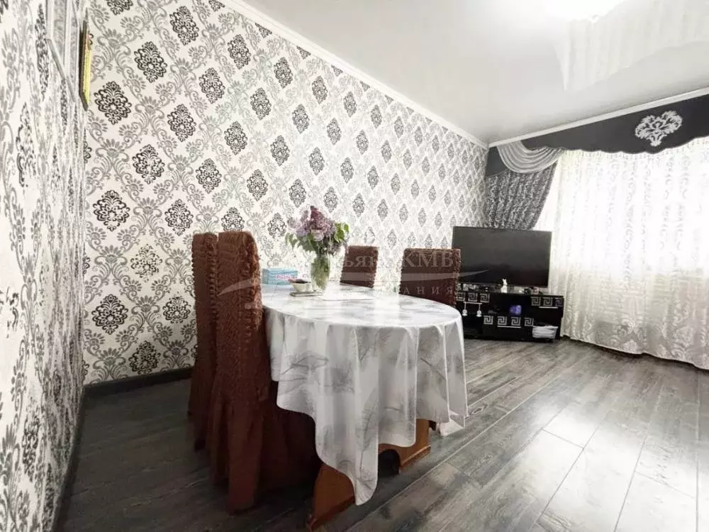 Продаётся 3-к квартира, 56 м - Фото 1