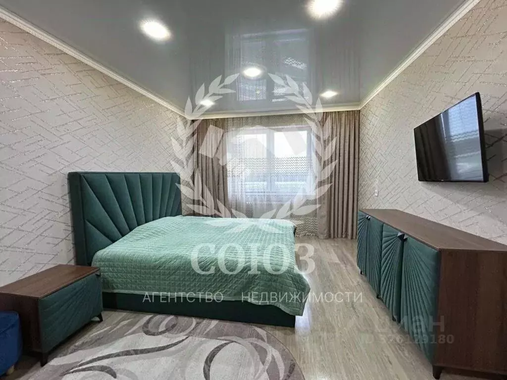 2-к кв. Калужская область, Калуга Анненки мкр, ул. Анненки, 40 (70.0 ... - Фото 1