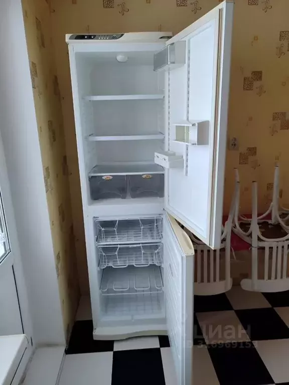 1-к кв. Омская область, Омск Заозерный мкр, просп. Менделеева, 44 ... - Фото 0