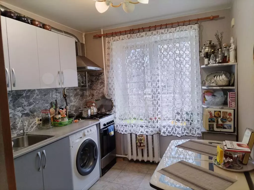 1-к. квартира, 36 м, 1/9 эт. - Фото 0