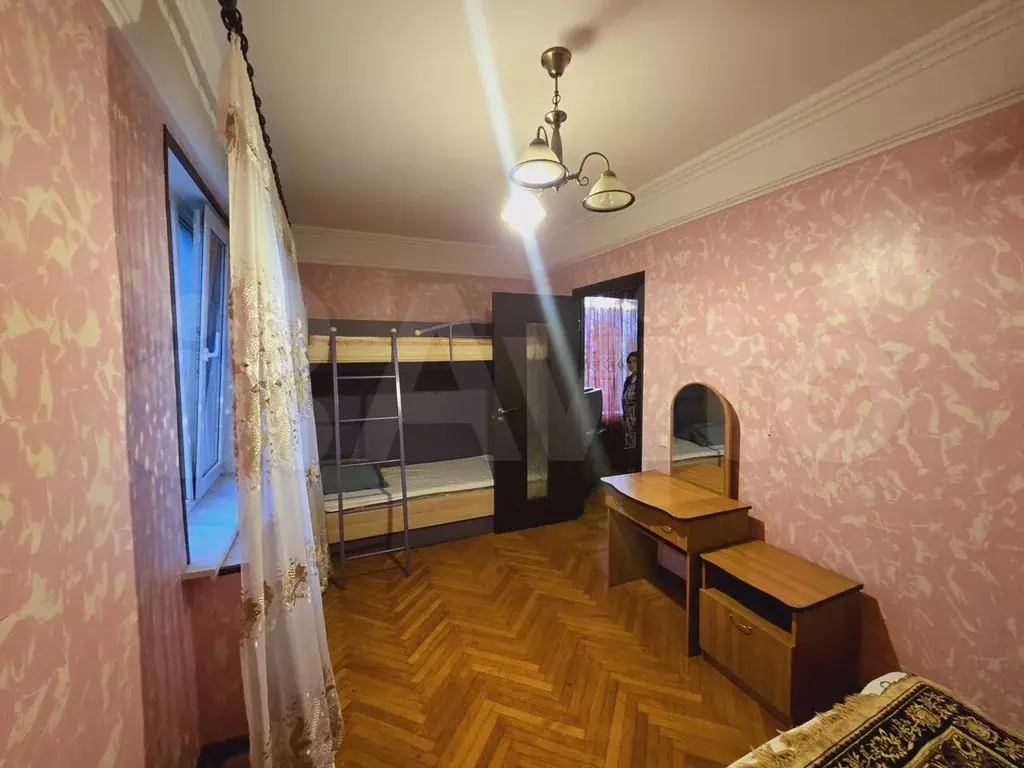 3-к. квартира, 70 м, 3/5 эт. - Фото 1
