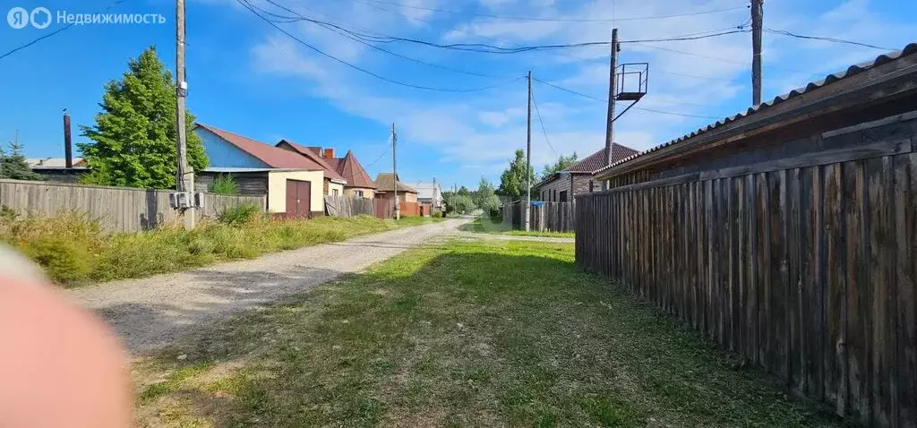 Дом в Минусинск, улица Персикова (210.1 м) - Фото 1