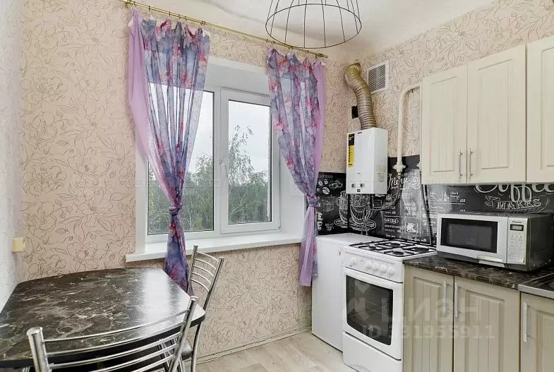 2-к кв. Татарстан, Казань Габдуллы Тукая ул., 65а (45.0 м) - Фото 1