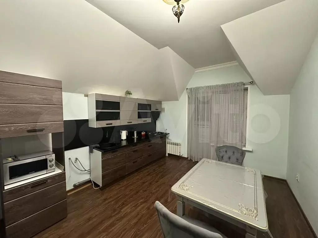 1-к. квартира, 55 м, 4/4 эт. - Фото 0