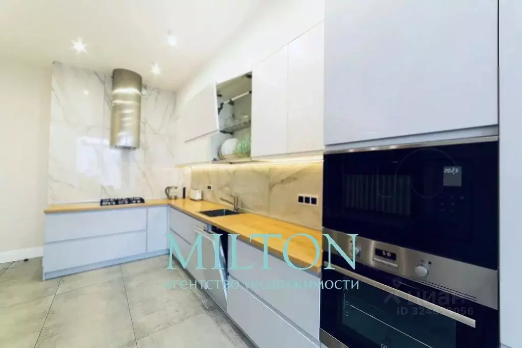 1-к кв. Краснодарский край, Геленджик Крымская ул., 22к22 (53.0 м) - Фото 1