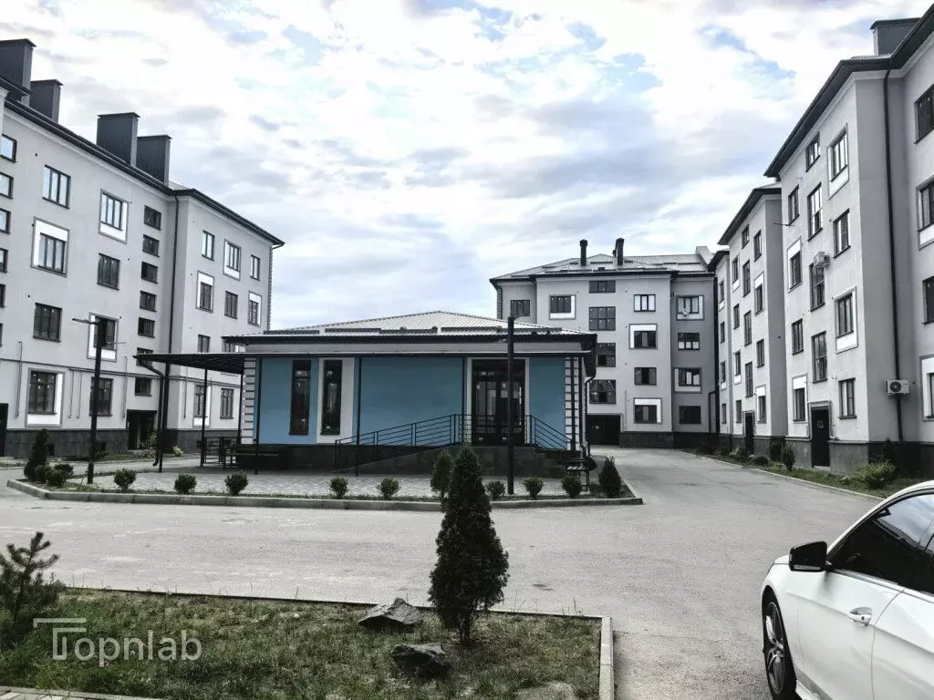 2-комнатная квартира: Нарткала, улица Маяковского, 1А (77 м) - Фото 2