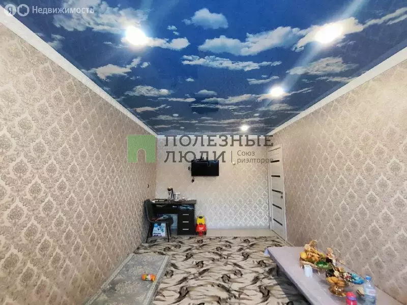 2-комнатная квартира: Сызрань, улица Комарова, 10 (47.2 м) - Фото 2