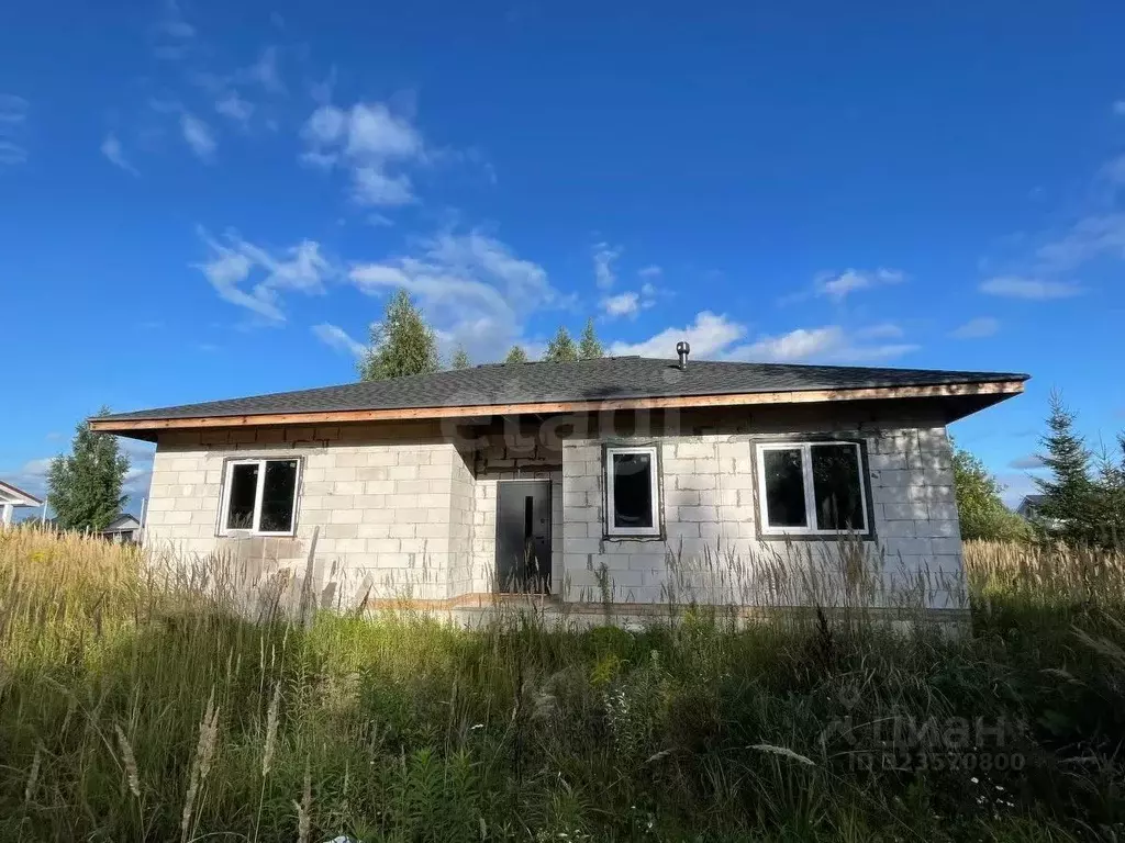 Дом в Ярославская область, Ярославский муниципальный округ, д. Думино ... - Фото 1