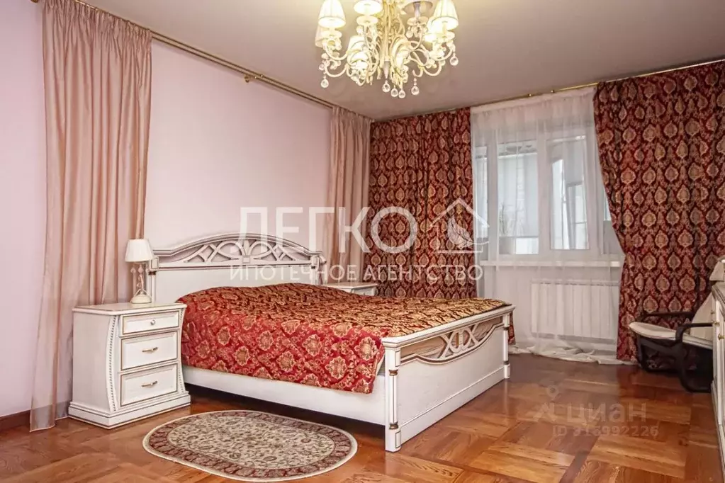 4-к кв. Новосибирская область, Новосибирск ул. Фрунзе, 63 (141.6 м) - Фото 0
