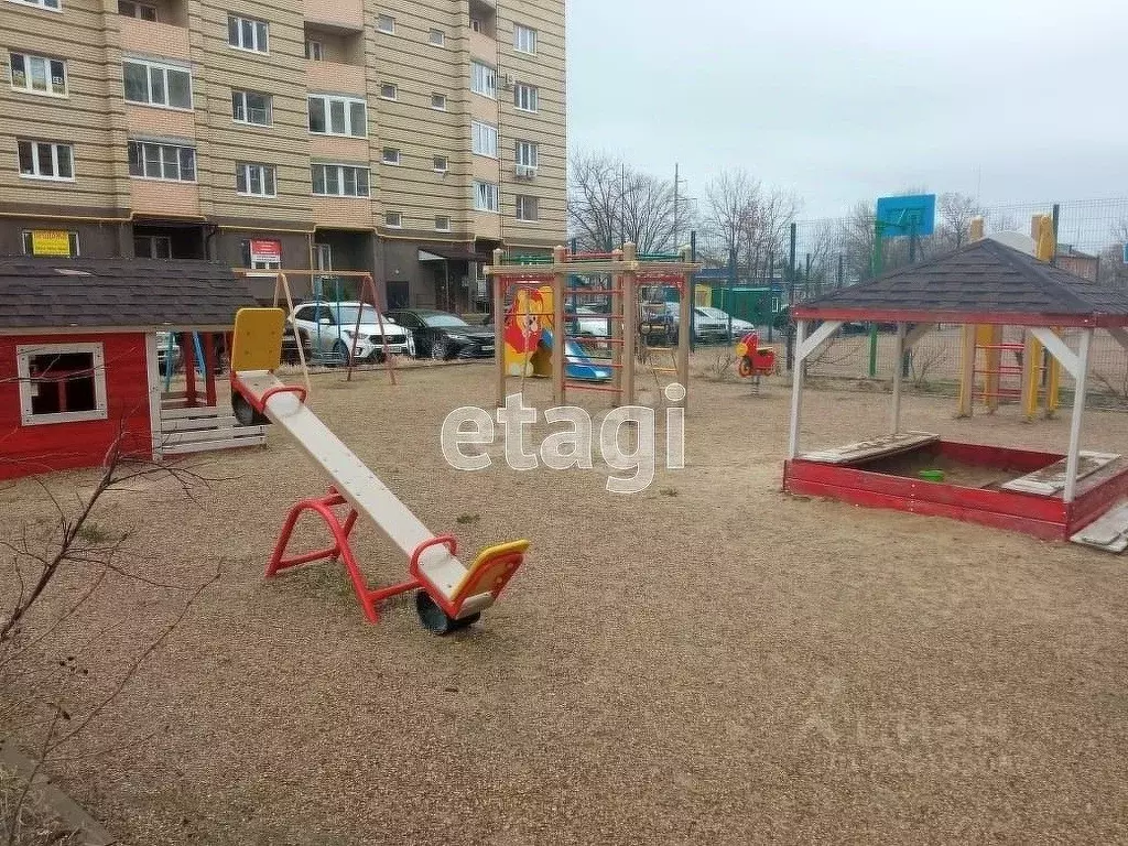 2-к кв. Краснодарский край, Ейск Коммунистическая ул. (112.0 м) - Фото 1