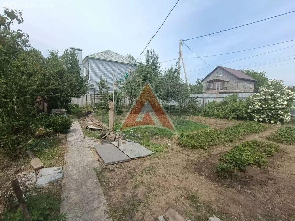 Участок в Астрахань, Комсомольский переулок, 11 (6 м) - Фото 0