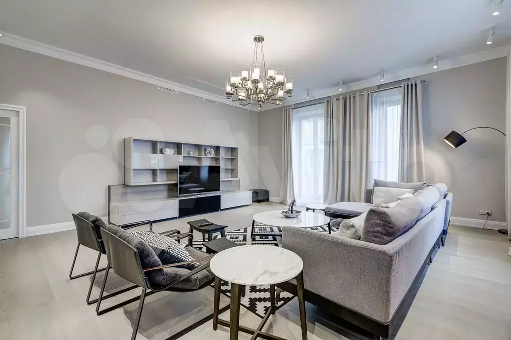 4-к. квартира, 170 м, 1/5 эт. - Фото 0