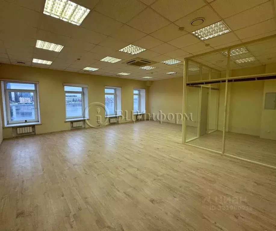 Офис в Санкт-Петербург Синопская наб., 50а (186 м) - Фото 1