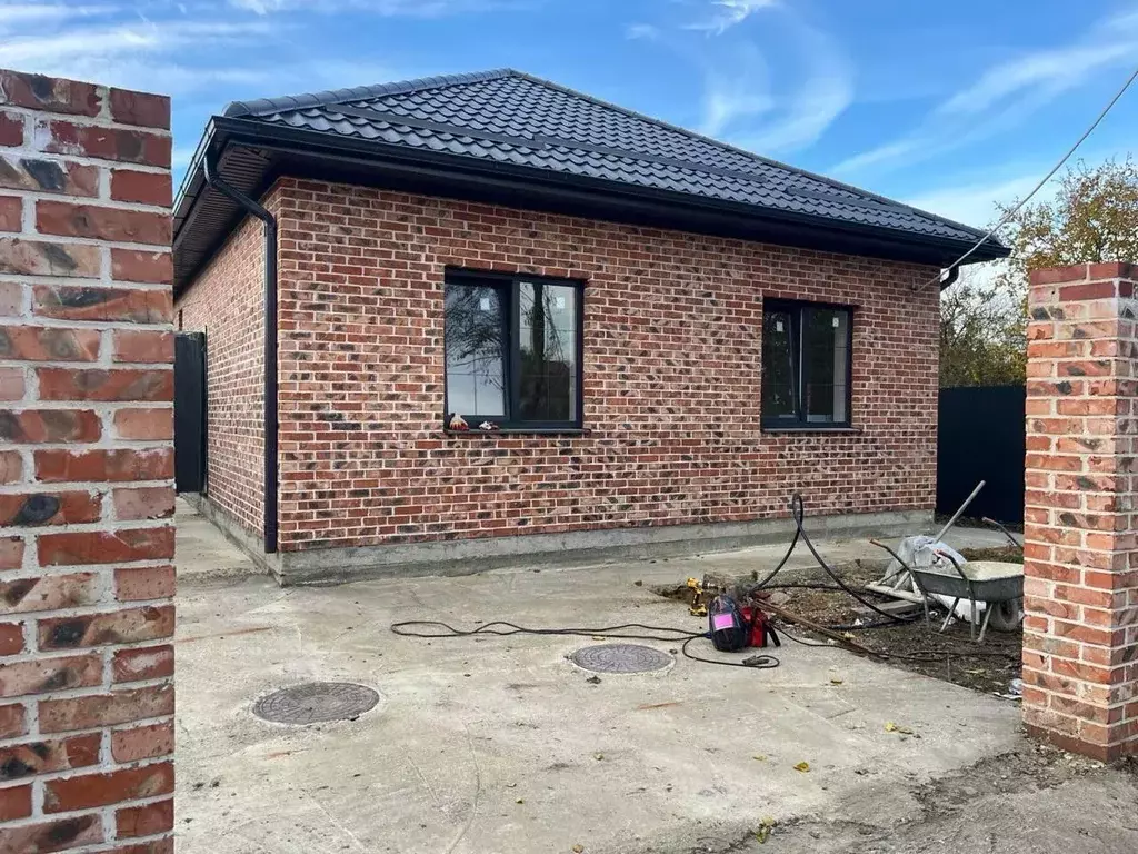 Дом в Краснодарский край, Краснодар Елизаветинская ст-ца, Труженик ... - Фото 0