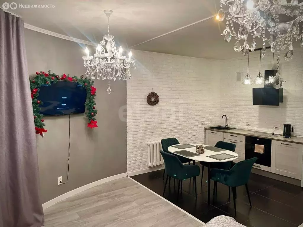 Квартира-студия: Тюмень, улица Максима Горького, 3к1 (44.6 м) - Фото 1