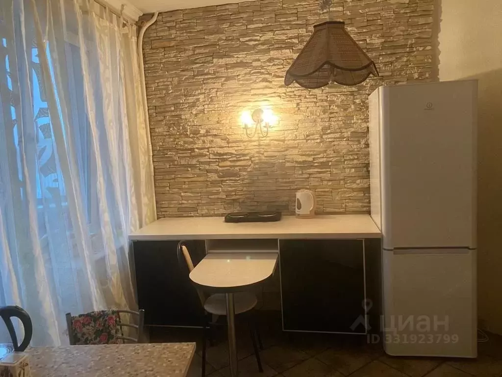 Комната Москва ул. Саморы Машела, 8к2 (12.0 м) - Фото 1