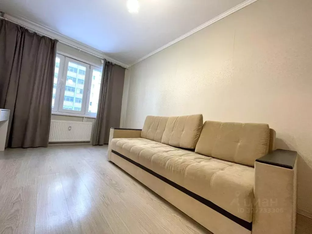 1-к кв. Татарстан, Казань просп. Альберта Камалеева, 32 (33.0 м) - Фото 1