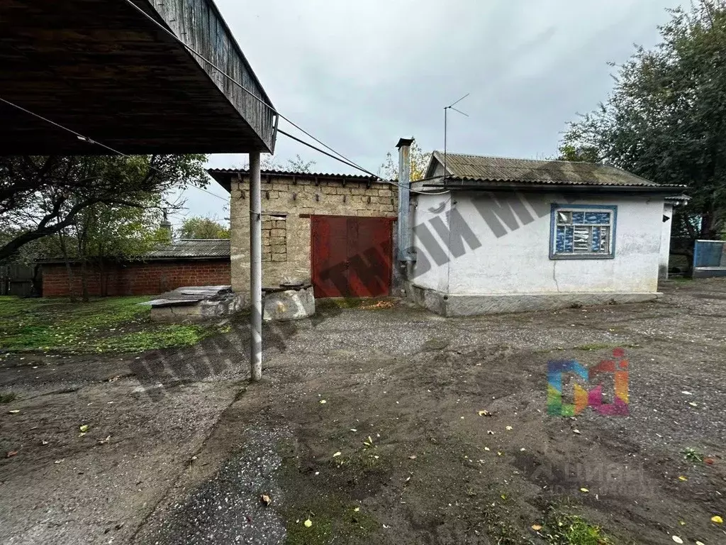 Дом в Калмыкия, Элиста Колхозный пер., 10 (80 м) - Фото 2