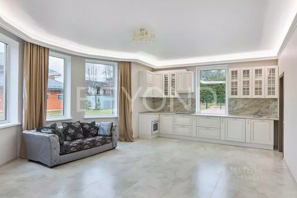 Дом в Ленинградская область, Всеволожский район, Бугровское городское ... - Фото 1