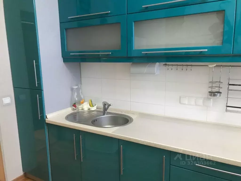 2-к кв. Севастополь просп. Героев Сталинграда, 63 (80.0 м) - Фото 2