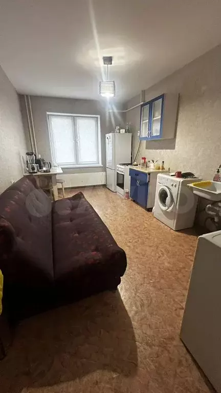 1-к. квартира, 39 м, 1/10 эт. - Фото 1
