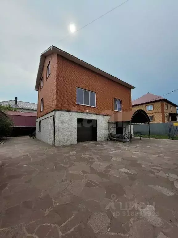 Дом в Башкортостан, Уфа ул. Геологов, 35 (255 м) - Фото 1