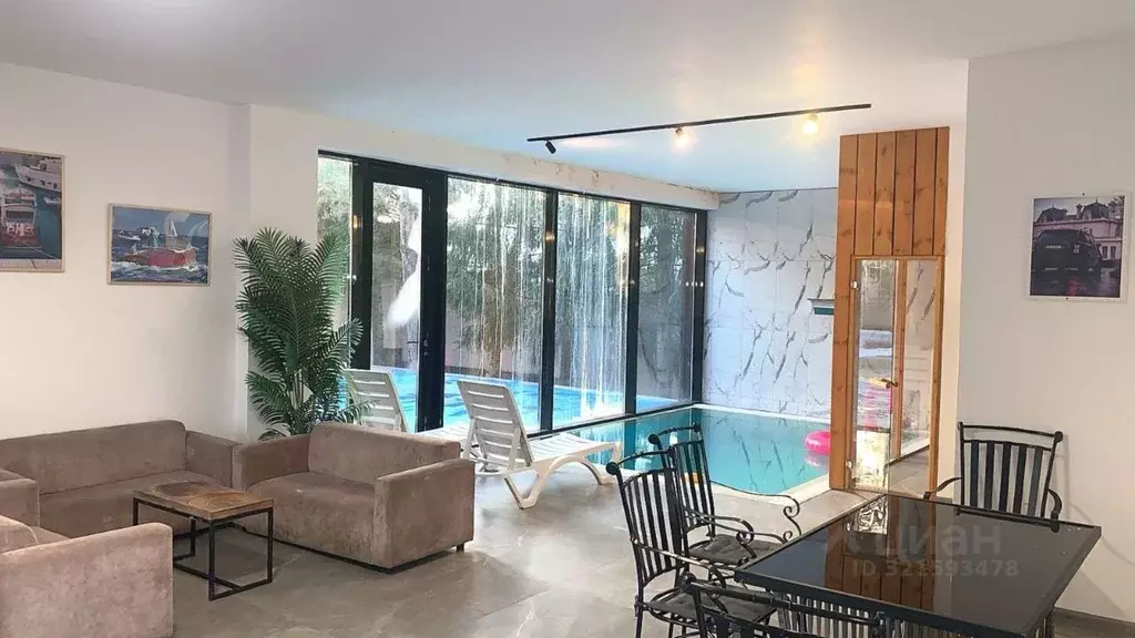 Коттедж в Московская область, Одинцовский городской округ, с. ... - Фото 1