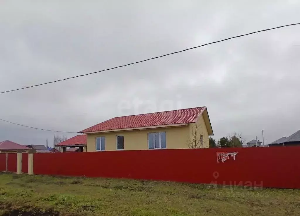 Дом в Башкортостан, Иглинский район, Акбердинский сельсовет, с. ... - Фото 2