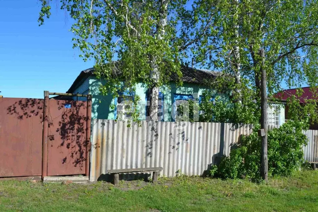 Дом в Белгородская область, Валуйский муниципальный округ, с. Борки  ... - Фото 0