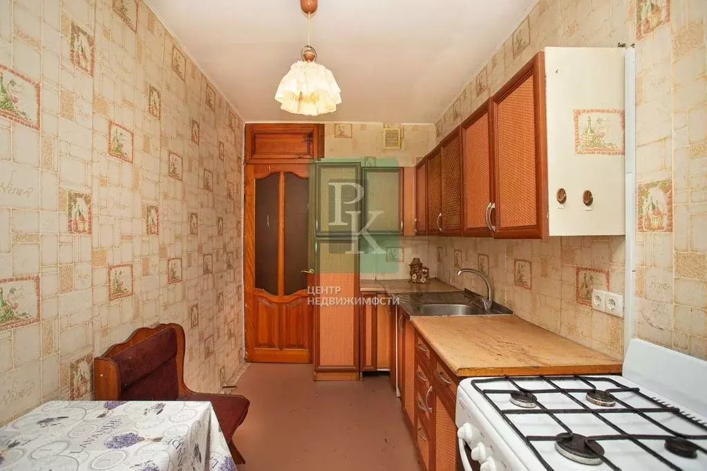 3-к кв. Севастополь просп. Октябрьской Революции, 32 (73.6 м) - Фото 0
