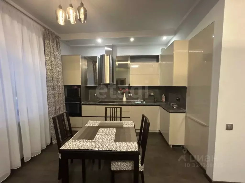 3-к кв. Татарстан, Казань ул. Гоголя, 9 (77.0 м) - Фото 1