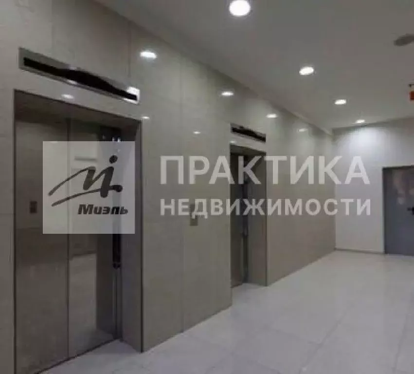 Продается 2-комнатная квартира - Фото 1
