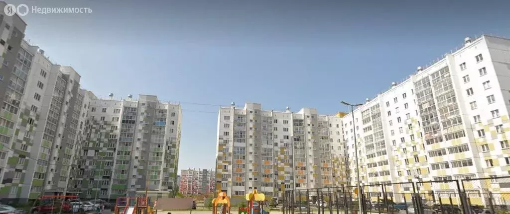 3-комнатная квартира: Челябинск, улица Бейвеля, 77 (64.9 м) - Фото 1