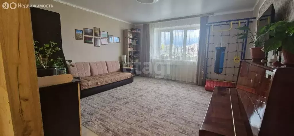 2-комнатная квартира: Стерлитамак, проспект Октября, 87 (67.6 м) - Фото 1