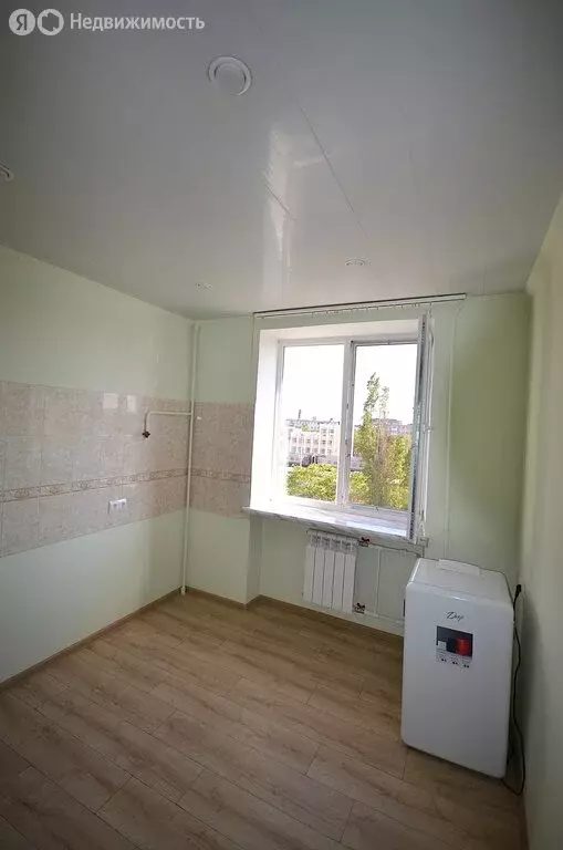 1-комнатная квартира: Евпатория, улица имени 60-летия Октября, 22А (37 ... - Фото 1