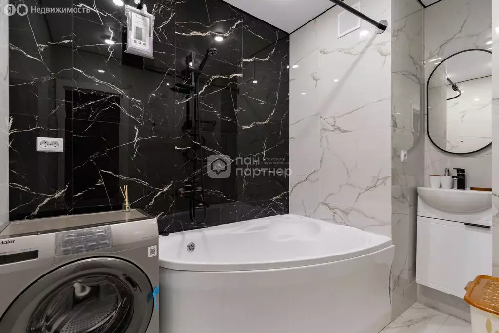 2-комнатная квартира: Мурино, улица Шувалова, 12 (58 м) - Фото 1