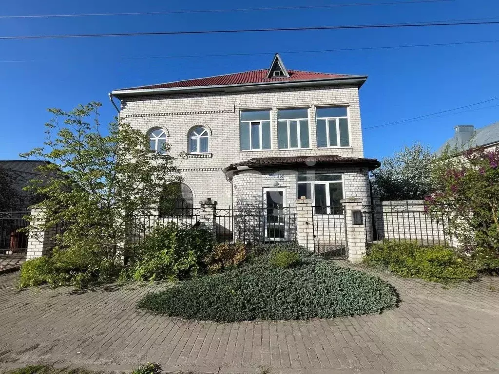 Дом в Брянская область, Брянск Жуковская ул. (366 м) - Фото 1