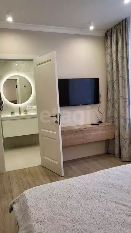 2-к кв. Тюменская область, Тюмень Новгородская ул., 9Б (56.0 м) - Фото 1