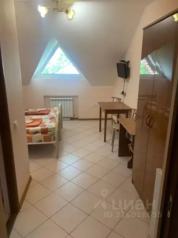 Комната Краснодарский край, Сочи Сочинское ш., 6/10А - Фото 2