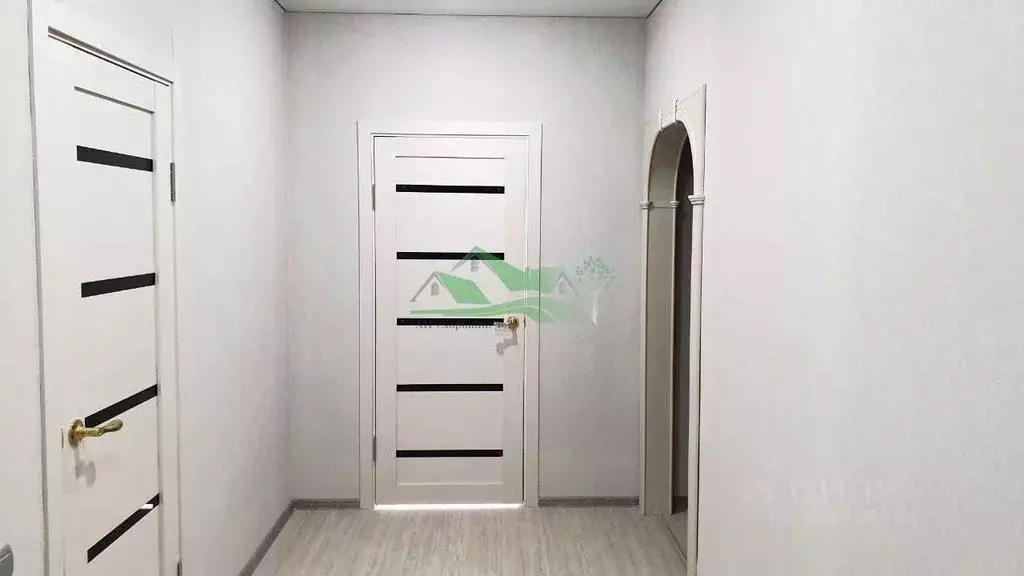 Дом в Белгородская область, Корочанский район, Погореловское с/пос, с. ... - Фото 2