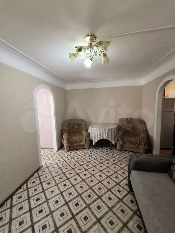 2-к. квартира, 42 м, 1/4 эт. - Фото 1