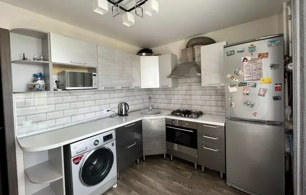 1-к. квартира, 40 м, 7/10 эт. - Фото 0