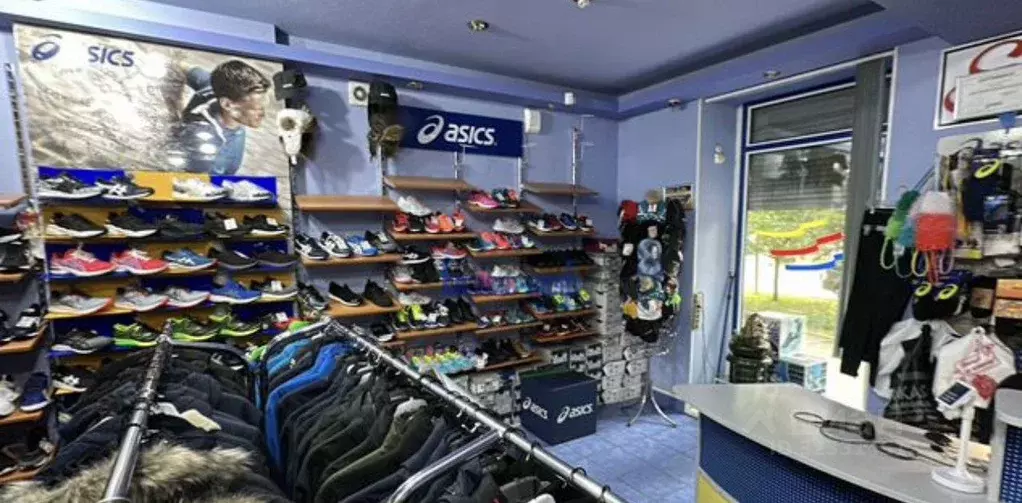 Торговая площадь в Свердловская область, Нижний Тагил просп. ... - Фото 1