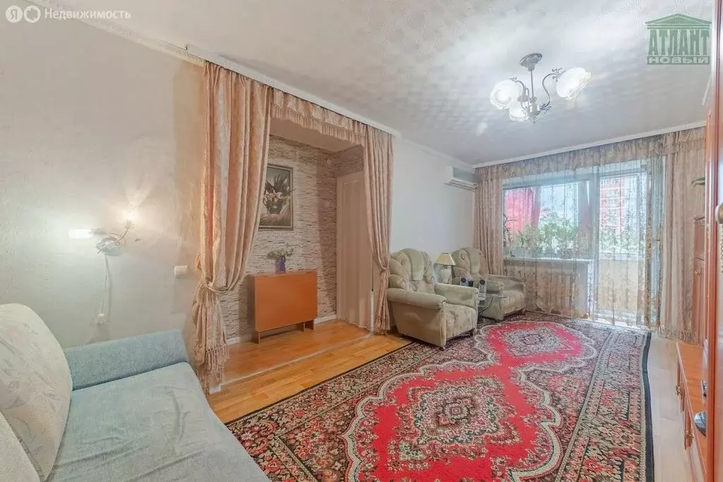 2-комнатная квартира: Хабаровск, улица Калинина, 98 (43.3 м) - Фото 0