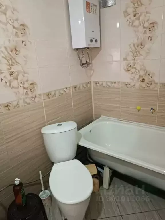 Комната Чеченская республика, Грозный Назрановская ул., 2 - Фото 1