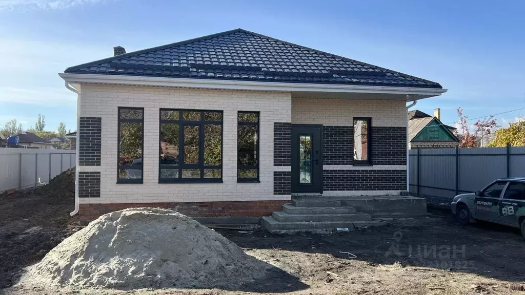 Дом в Ростовская область, Батайск Минская ул. (100 м) - Фото 1