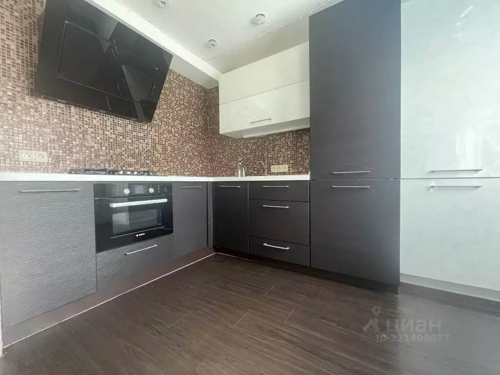 3-к кв. Свердловская область, Екатеринбург ул. Вилонова, 10 (65.0 м) - Фото 1