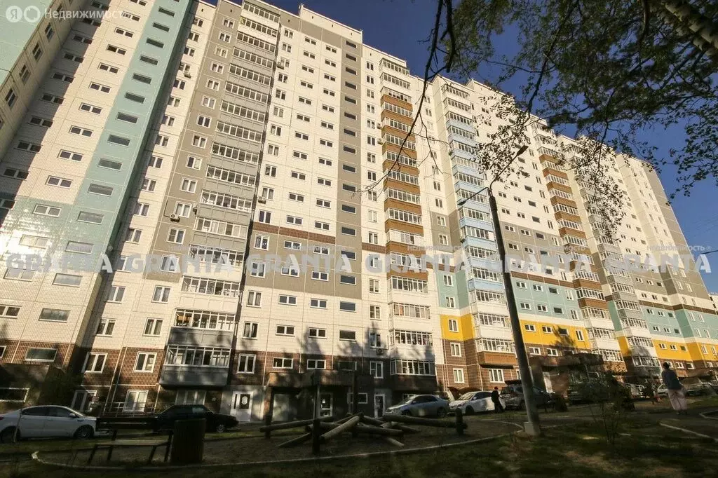 2-комнатная квартира: Красноярск, улица Елены Стасовой, 48Е (69 м) - Фото 1