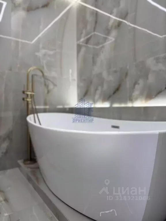 2-к кв. Чувашия, Чебоксары ул. Ленинского Комсомола, 27к1 (93.8 м) - Фото 0
